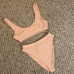 Dippin Daisy’s Swim